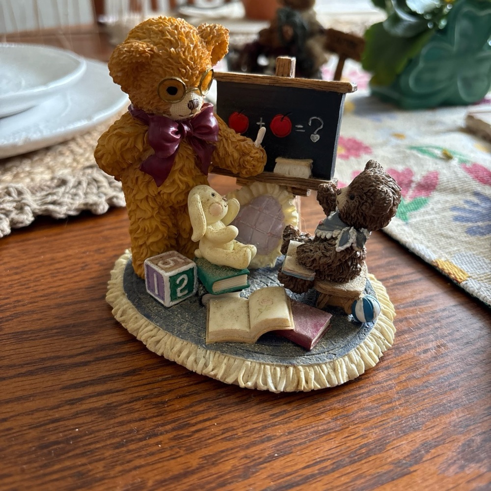 Nielson Bainbridge Bear Figurine with Chalkboard - Brown and Cream